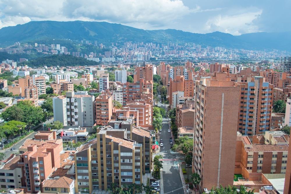 Inntu Hotel Medellín Exterior foto